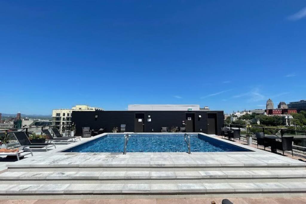 Condo Chic, Centre-Ville Piscine, Terrasse, Gym ควิเบกซิตี้ ภายนอก รูปภาพ